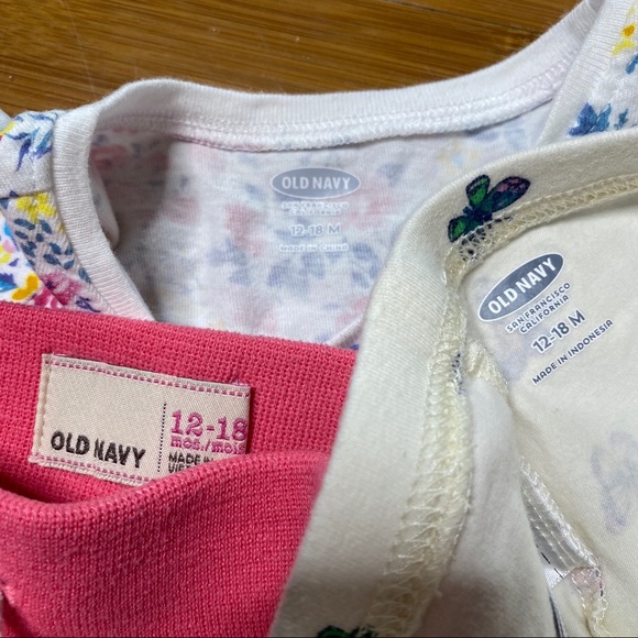 Lot of 3 Old Navy graphic floral pieces 12-18M - Picture 3 of 6
